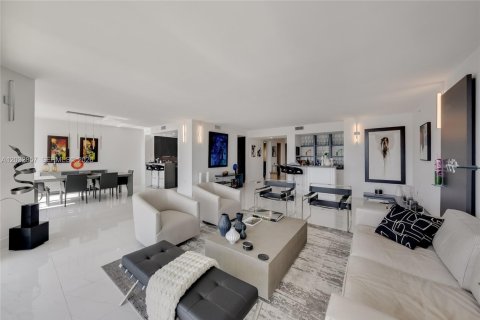 Condo in Aventura, Florida, 3 bedrooms  № 2253260 - photo 4