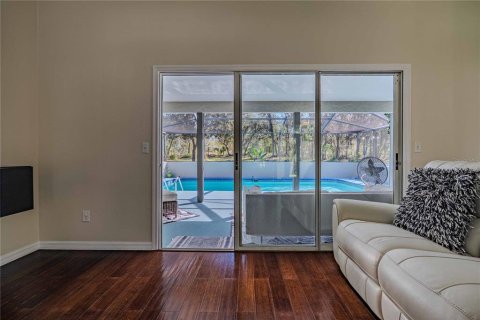 Villa ou maison à vendre à Weeki Wachee, Floride: 3 chambres, 158.4 m2 № 2114381 - photo 10