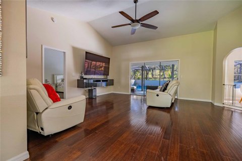 Villa ou maison à vendre à Weeki Wachee, Floride: 3 chambres, 158.4 m2 № 2114381 - photo 13