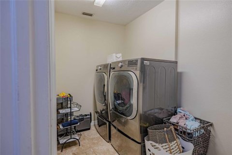 Villa ou maison à vendre à Weeki Wachee, Floride: 3 chambres, 158.4 m2 № 2114381 - photo 22