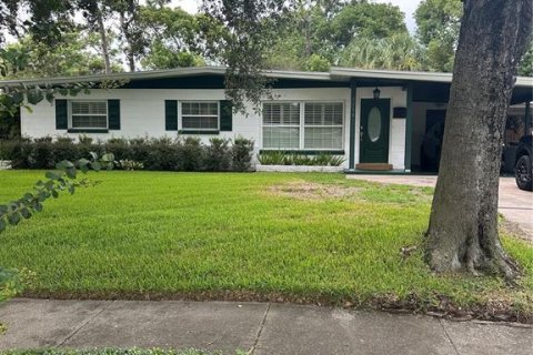 Villa ou maison à Orlando, Floride 3 chambres, 95.22 m2 № 2402858