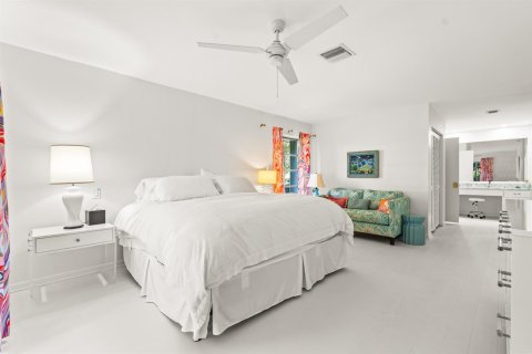 House in Hobe Sound, Florida 3 bedrooms, 216.37 sq.m. № 2363876 - photo 17