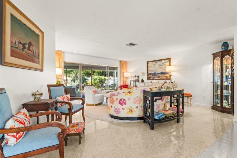 House in Hobe Sound, Florida 3 bedrooms, 216.37 sq.m. № 2363876 - photo 6
