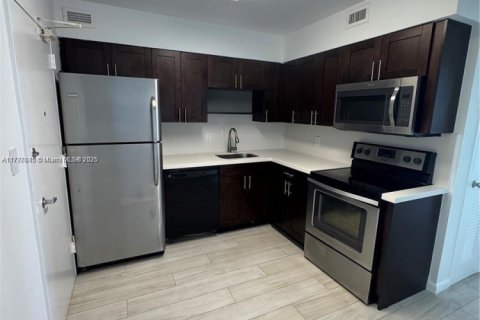 Copropriété à vendre à Miami Beach, Floride: 2 chambres, 95.69 m2 № 1958858 - photo 8