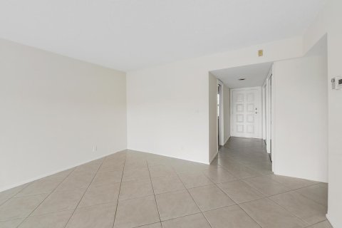 Купить кондоминиум в Бока-Ратон, Флорида 4 комнаты, 88.54м2, № 2084838 - фото 9