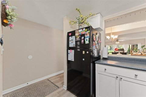 Condo in Orlando, Florida, 2 bedrooms  № 1643100 - photo 4