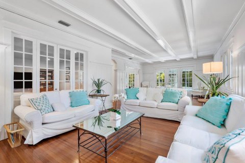 House in Palm Beach, Florida 4 bedrooms, 283.63 sq.m. № 2158409