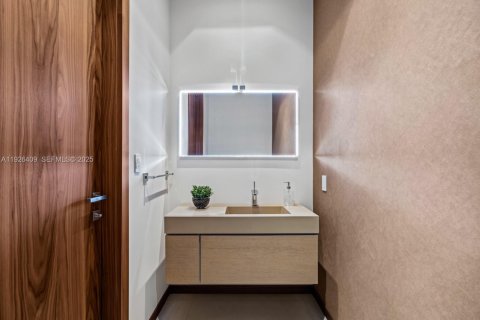 Купить виллу или дом в Майами-Бич, Флорида 7 спален, 987.74м2, № 1986151 - фото 20