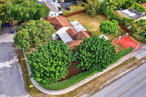 Appartement à louer à Miami, Floride: 37.16 m2 № 1946702 - photo 7