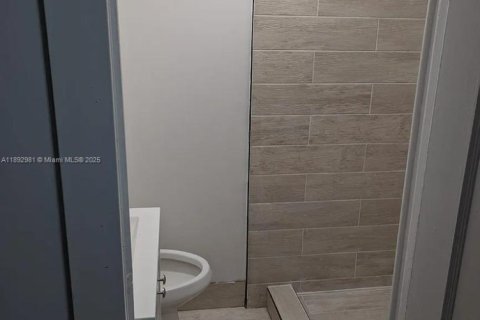 Appartement à louer à Miami, Floride: 37.16 m2 № 1946702 - photo 6