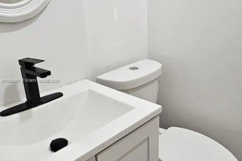 Appartement à louer à Miami, Floride: 37.16 m2 № 1946702 - photo 4