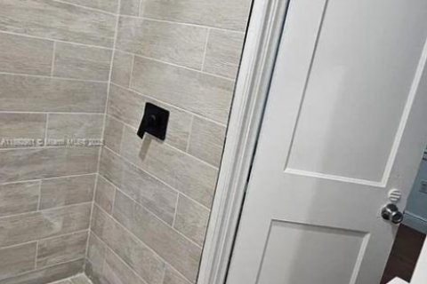 Appartement à louer à Miami, Floride: 37.16 m2 № 1946702 - photo 5