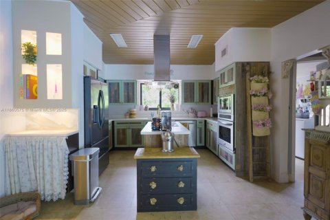 Купить виллу или дом в Майами, Флорида 3 спальни, 235.41м2, № 1889433 - фото 13