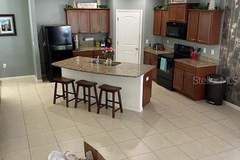 Casa en alquiler en Groveland, Florida, 4 dormitorios, 226.96 m2 № 1869310 - foto 7