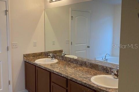House in Groveland, Florida 4 bedrooms, 226.96 sq.m. № 1869310 - photo 16