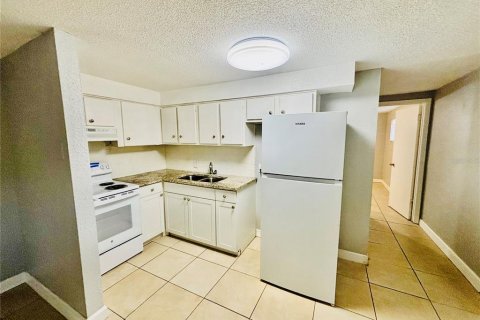 Appartement à louer à Tampa, Floride: 1 chambre, 51.1 m2 № 2435209 - photo 4