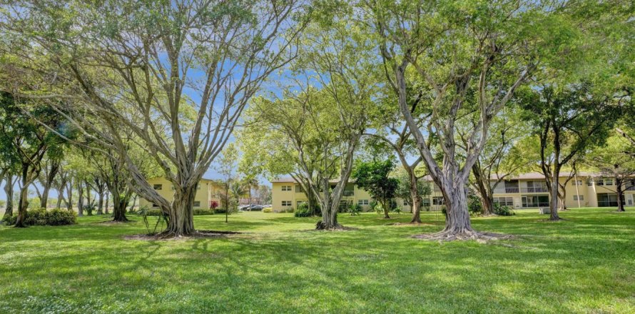 Condo in Margate, Florida, 2 bedrooms  № 1068317
