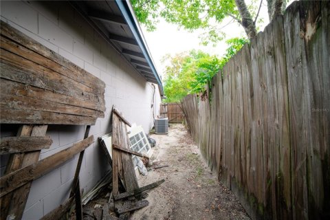 Casa en venta en Orlando, Florida, 4 dormitorios, 134.52 m2 № 1902146 - foto 28