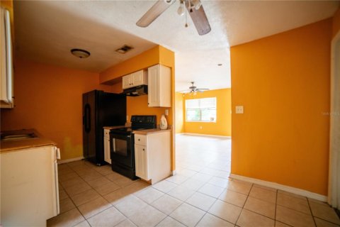 Casa en venta en Orlando, Florida, 4 dormitorios, 134.52 m2 № 1902146 - foto 17