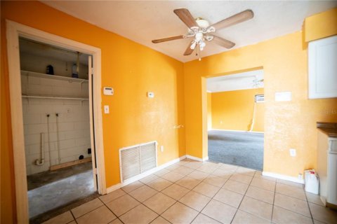Casa en venta en Orlando, Florida, 4 dormitorios, 134.52 m2 № 1902146 - foto 13