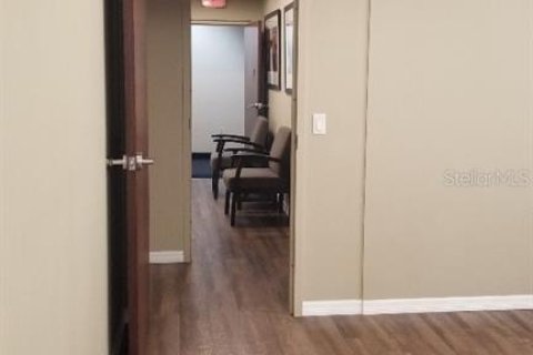 Propiedad comercial en alquiler en Oviedo, Florida, 93.55 m2 № 1562864 - foto 7