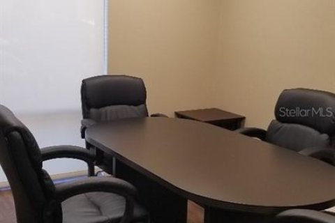 Propiedad comercial en alquiler en Oviedo, Florida, 93.55 m2 № 1562864 - foto 5