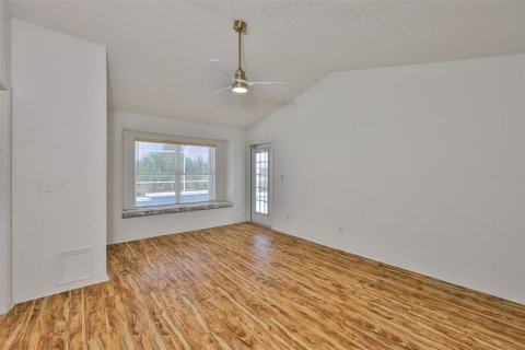 House in Sun City Center, Florida 2 bedrooms, 157.19 sq.m. № 1877199 - photo 16