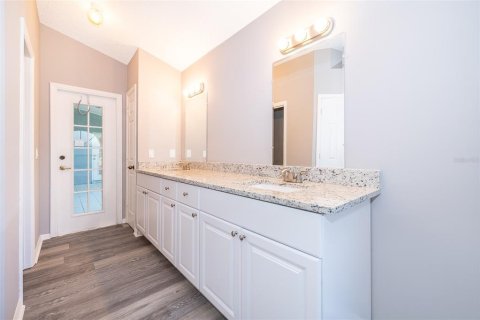 House in Orlando, Florida 4 bedrooms, 232.91 sq.m. № 2155272 - photo 20