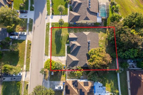 House in Orlando, Florida 4 bedrooms, 232.91 sq.m. № 2155272 - photo 30