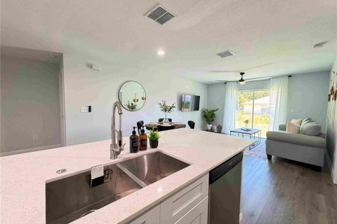 Casa en venta en Ocala, Florida, 3 dormitorios, 119.57 m2 № 1679432 - foto 4