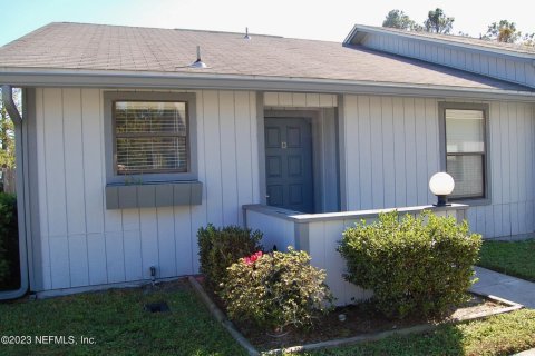 Condo in Orange Park, Florida, 2 bedrooms  № 832248 - photo 1