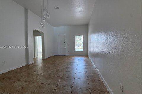 House in Homestead, Florida 4 bedrooms, 181.44 sq.m. № 2052980 - photo 9