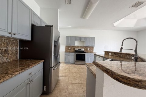 House in Homestead, Florida 4 bedrooms, 181.44 sq.m. № 2052980 - photo 15