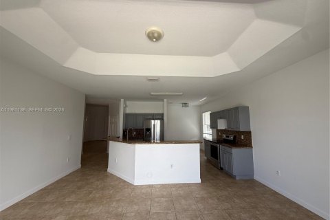 House in Homestead, Florida 4 bedrooms, 181.44 sq.m. № 2052980 - photo 19