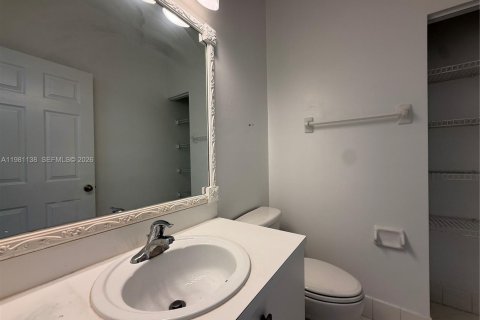 House in Homestead, Florida 4 bedrooms, 181.44 sq.m. № 2052980 - photo 27