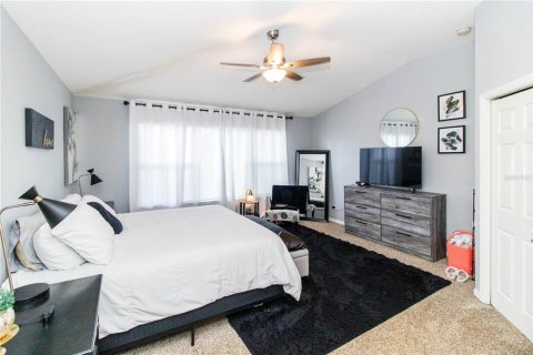 Townhouse in Tampa, Florida 2 bedrooms, 157.19 sq.m. № 1841910 - photo 18