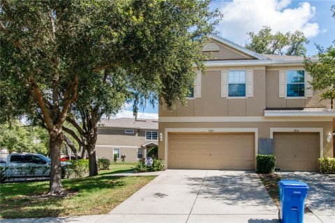 Townhouse in Tampa, Florida 2 bedrooms, 157.19 sq.m. № 1841910 - photo 1