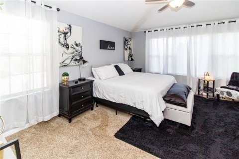 Townhouse in Tampa, Florida 2 bedrooms, 157.19 sq.m. № 1841910 - photo 20