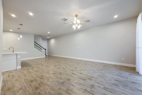 Touwnhouse à louer à Lutz, Floride: 3 chambres, 211.91 m2 № 2400968 - photo 18