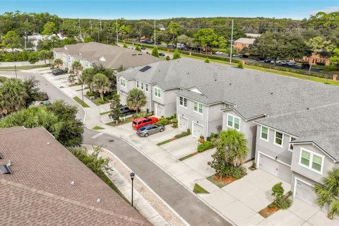 Touwnhouse à louer à Lutz, Floride: 3 chambres, 211.91 m2 № 2400968 - photo 13