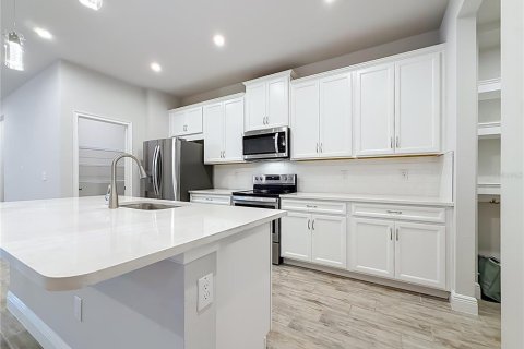 Touwnhouse à louer à Lutz, Floride: 3 chambres, 211.91 m2 № 2400968 - photo 20