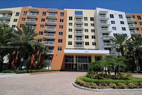 Condominio en alquiler en Aventura, Florida, 2 dormitorios, 109.53 m2 № 1966977 - foto 28
