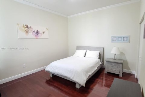 Condominio en alquiler en Aventura, Florida, 2 dormitorios, 109.53 m2 № 1966977 - foto 17