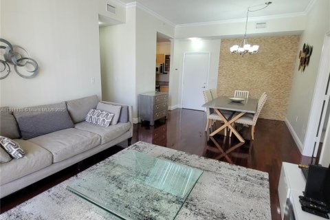 Condominio en alquiler en Aventura, Florida, 2 dormitorios, 109.53 m2 № 1966977 - foto 8