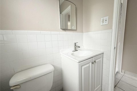 House in Saint Petersburg, Florida 2 bedrooms, 77.02 sq.m. № 1911789 - photo 10