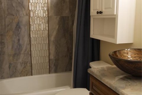 Снять в аренду кондоминиум в Сарасота, Флорида 2 комнаты, 84.36м2, № 1434396 - фото 9