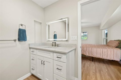 House in Port Charlotte, Florida 3 bedrooms, 166.39 sq.m. № 1797131 - photo 21