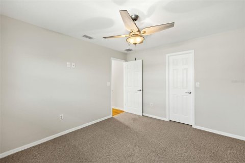 House in Port Charlotte, Florida 3 bedrooms, 166.39 sq.m. № 1797131 - photo 23