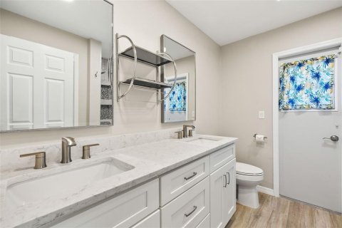 House in Port Charlotte, Florida 3 bedrooms, 166.39 sq.m. № 1797131 - photo 25