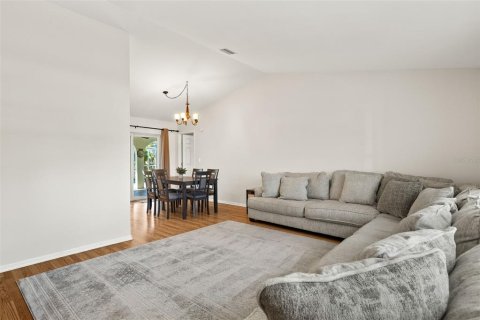 House in Port Charlotte, Florida 3 bedrooms, 166.39 sq.m. № 1797131 - photo 6